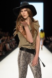 20110707_MBFW_13_0124_Laurel.jpg