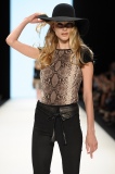 20110707_MBFW_13_0179_Laurel.jpg