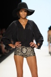 20110707_MBFW_13_0275_Laurel.jpg