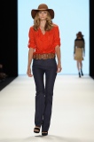 20110707_MBFW_13_0398_Laurel.jpg