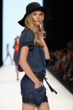 20110707_MBFW_13_0428_Laurel.jpg